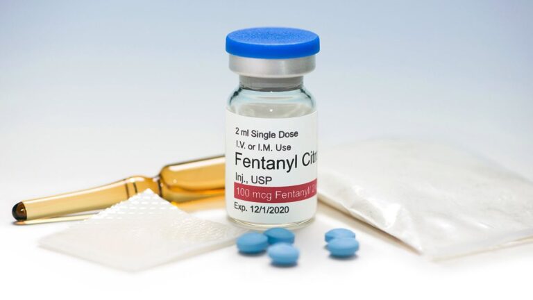 a-guide-to-fentanyl-a-powerful-drug-thats-often-abused-1440x810-1-768x432-1